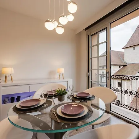 - Vue Sur Le Chateau Climatisation Lägenhet *